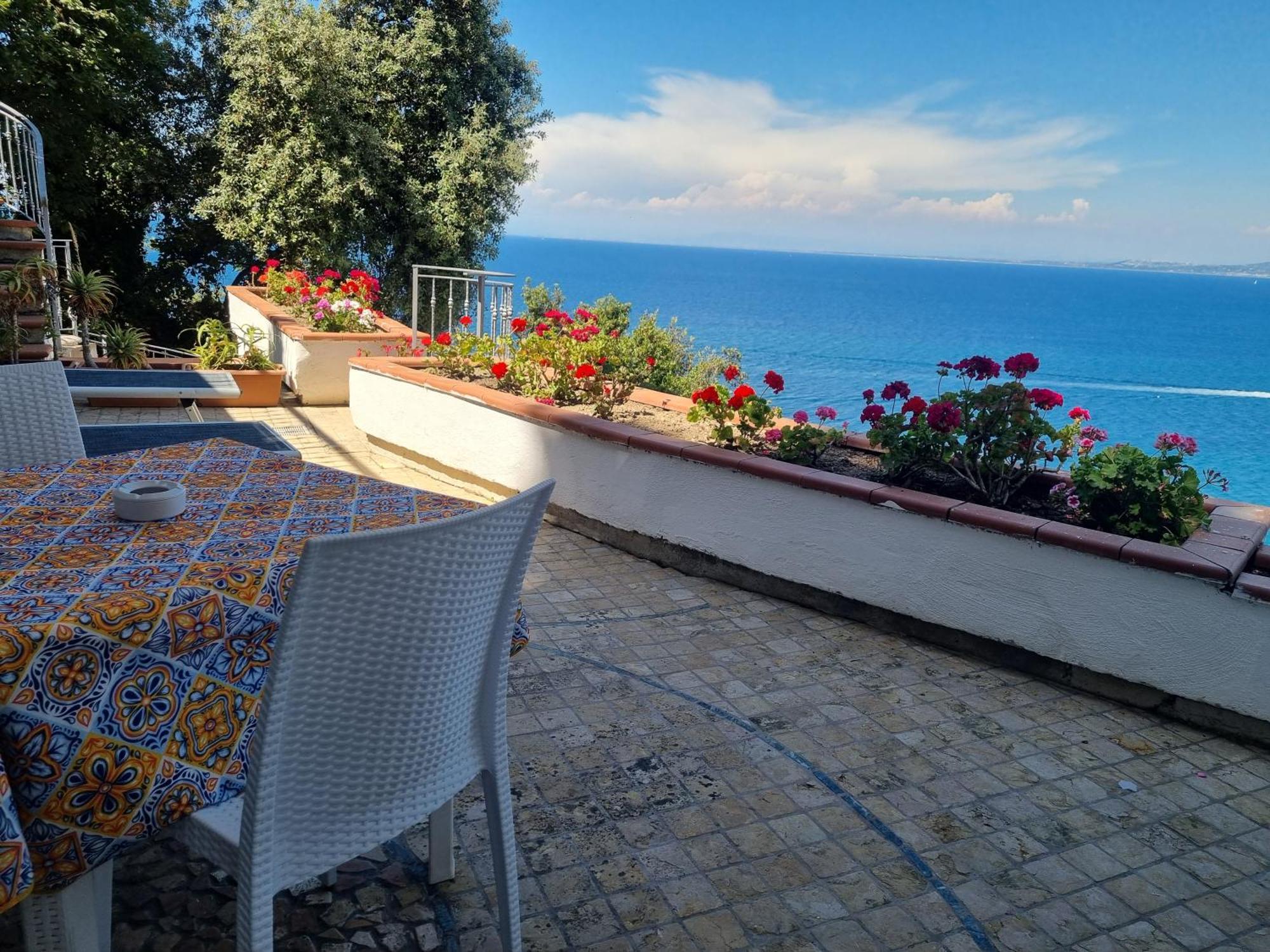 L'Incanto Suites Ischia Casamicciola Terme Bagian luar foto